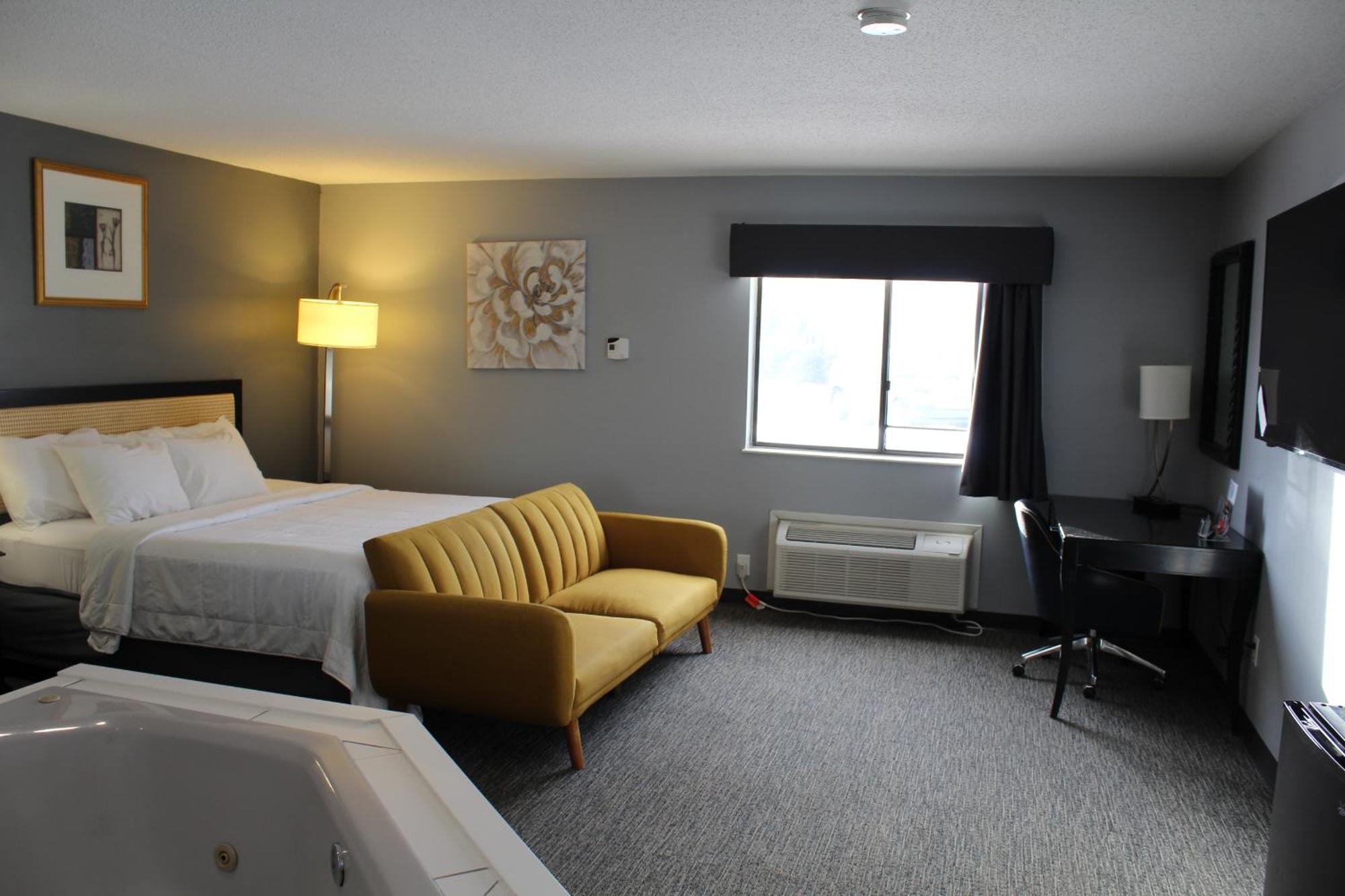 American Inn And Suites Ionia Exterior foto