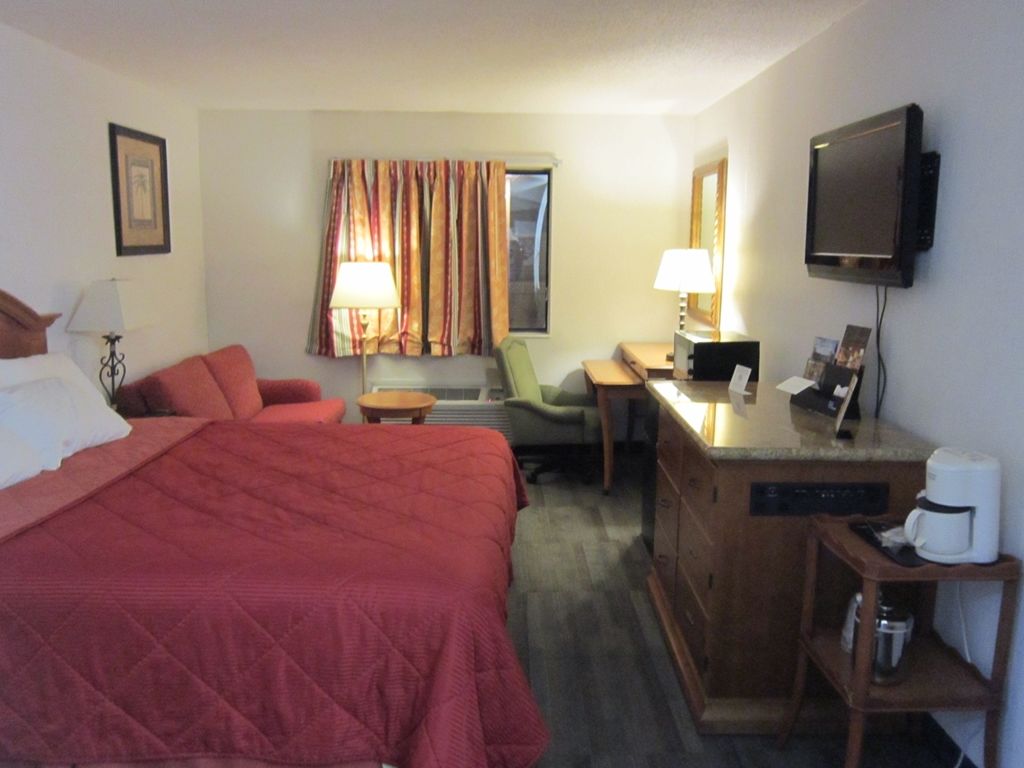 American Inn And Suites Ionia Zimmer foto